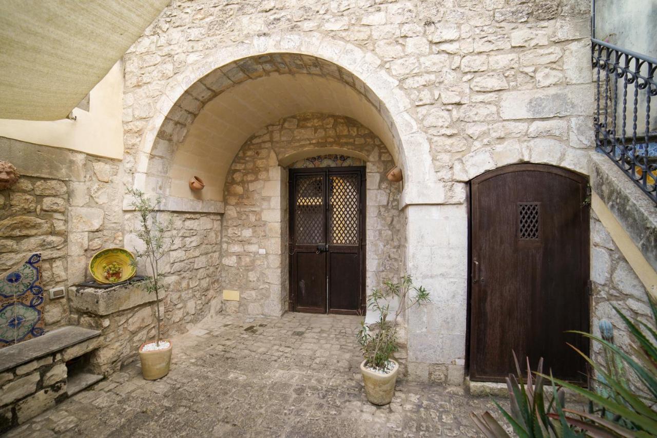 Historic Modica Villa Bagian luar foto