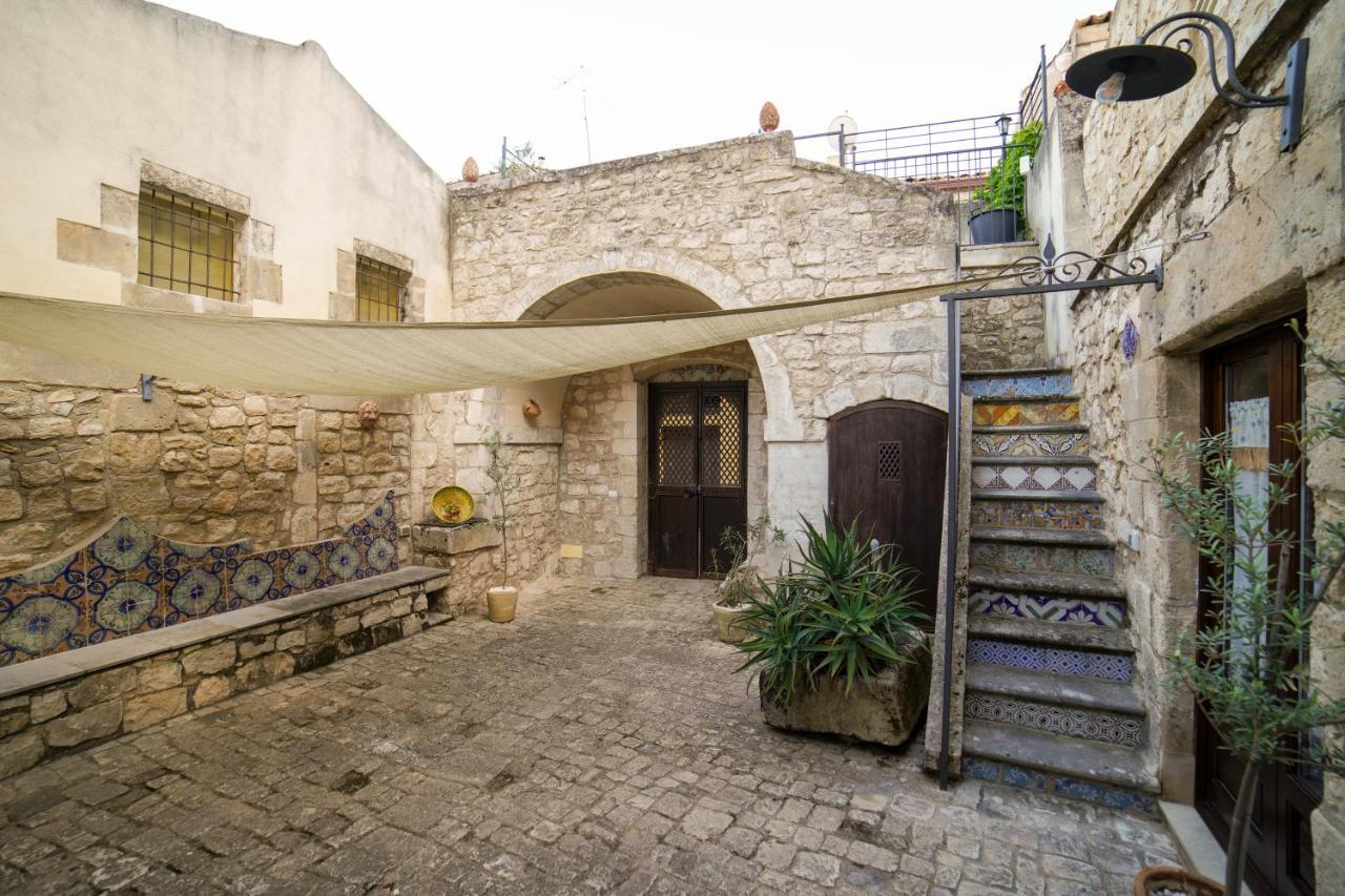 Historic Modica Villa Bagian luar foto